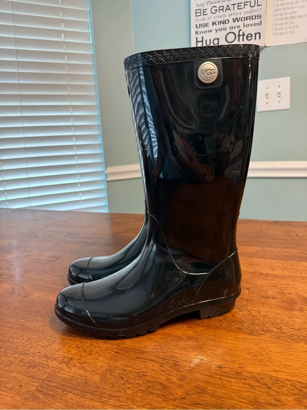 UGG Shaye Women's Tall Glossy Rubber Rain Boots Black Shiny Waterproof Size 8